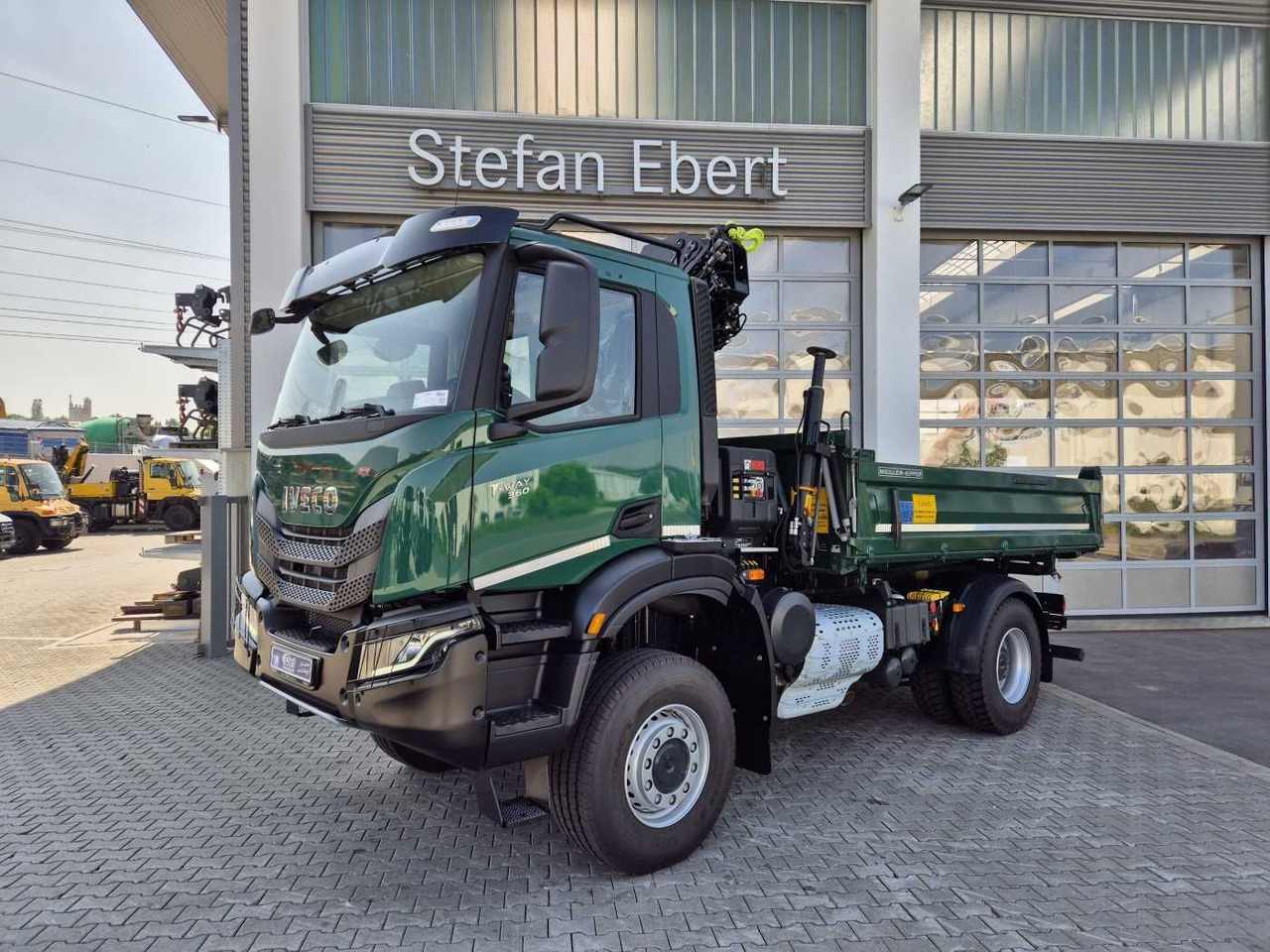 Iveco T-Way AD190T36W/P 4x4 HIAB X-HIDUO 118E-3 Funk - Kipper, Autokran: das Bild 2 Iveco T-Way AD190T36W/P 4x4 HIAB X-HIDUO 118E-3 Funk - Kipper, Autokran: das Bild 2