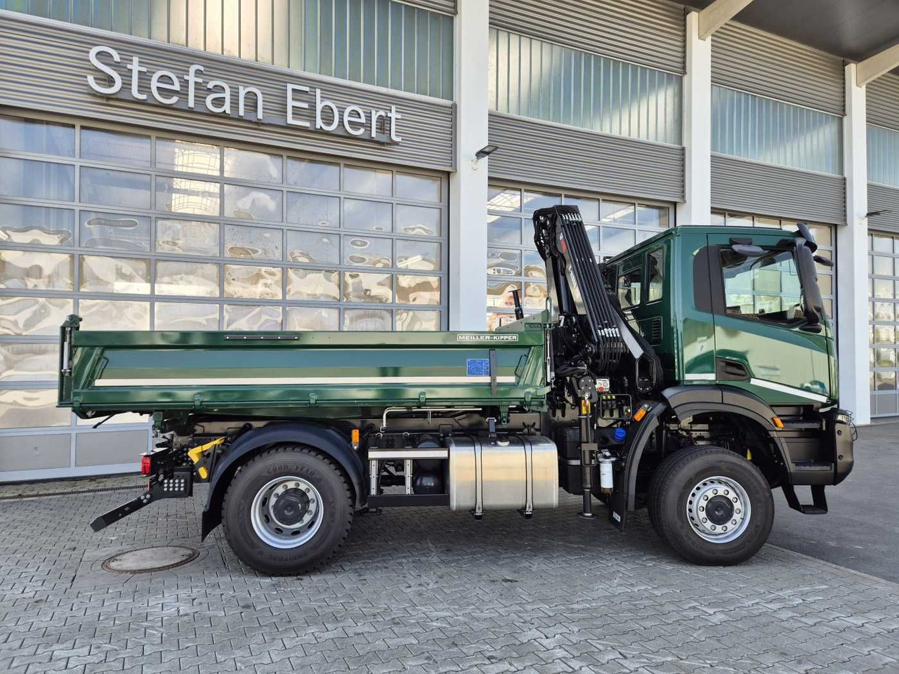 Iveco T-Way AD190T36W/P 4x4 HIAB X-HIDUO 118E-3 Funk - Kipper, Autokran: das Bild 5 Iveco T-Way AD190T36W/P 4x4 HIAB X-HIDUO 118E-3 Funk - Kipper, Autokran: das Bild 5