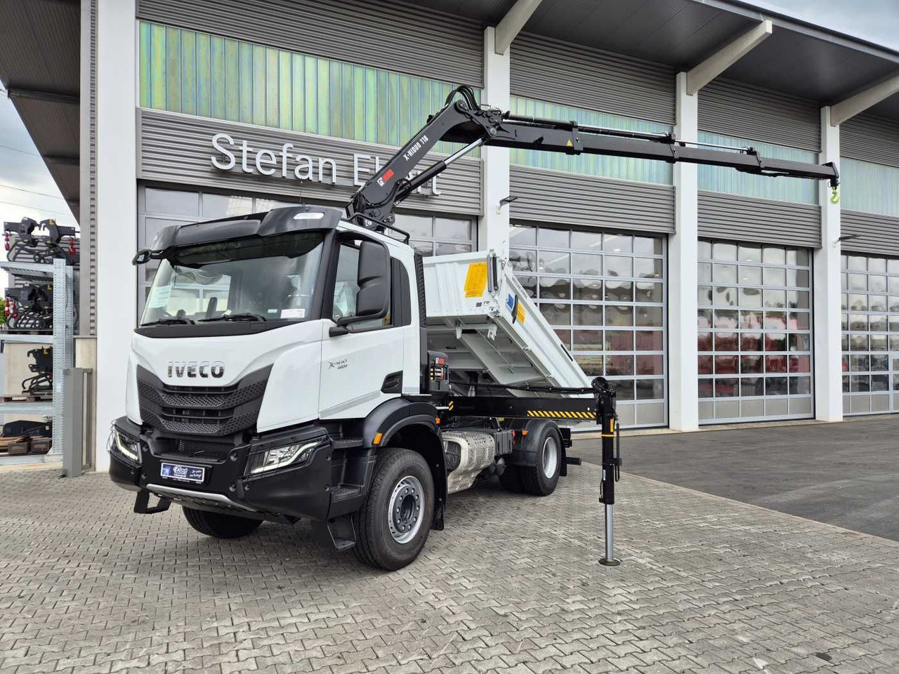 Iveco X-Way AD200X42/P HR OFF Hiab X-HIDUO 118E-3 Funk - Kipper, Autokran: das Bild 1 Iveco X-Way AD200X42/P HR OFF Hiab X-HIDUO 118E-3 Funk - Kipper, Autokran: das Bild 1