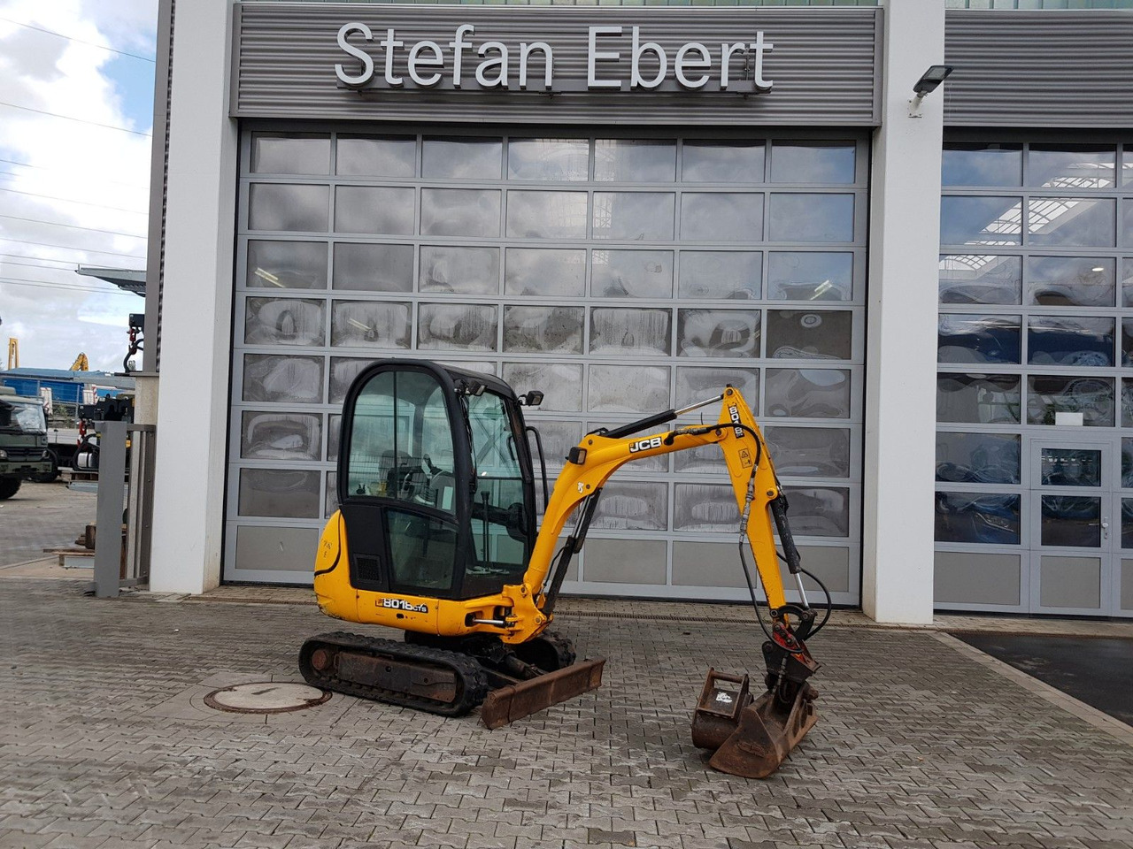 JCB 8018 / 3.420h / hydrl. Grabenräumer / Tieflöffel - Minibagger: das Bild 1 JCB 8018 / 3.420h / hydrl. Grabenräumer / Tieflöffel - Minibagger: das Bild 1