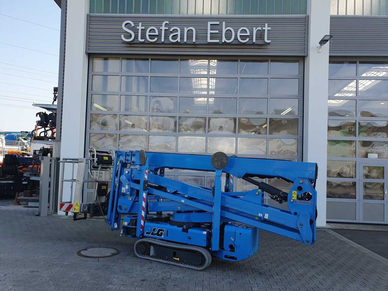 JLG X20JP / 20m / Benzin / 650h / 1.600h - LKW mit Arbeitsbühne: das Bild 2 JLG X20JP / 20m / Benzin / 650h / 1.600h - LKW mit Arbeitsbühne: das Bild 2
