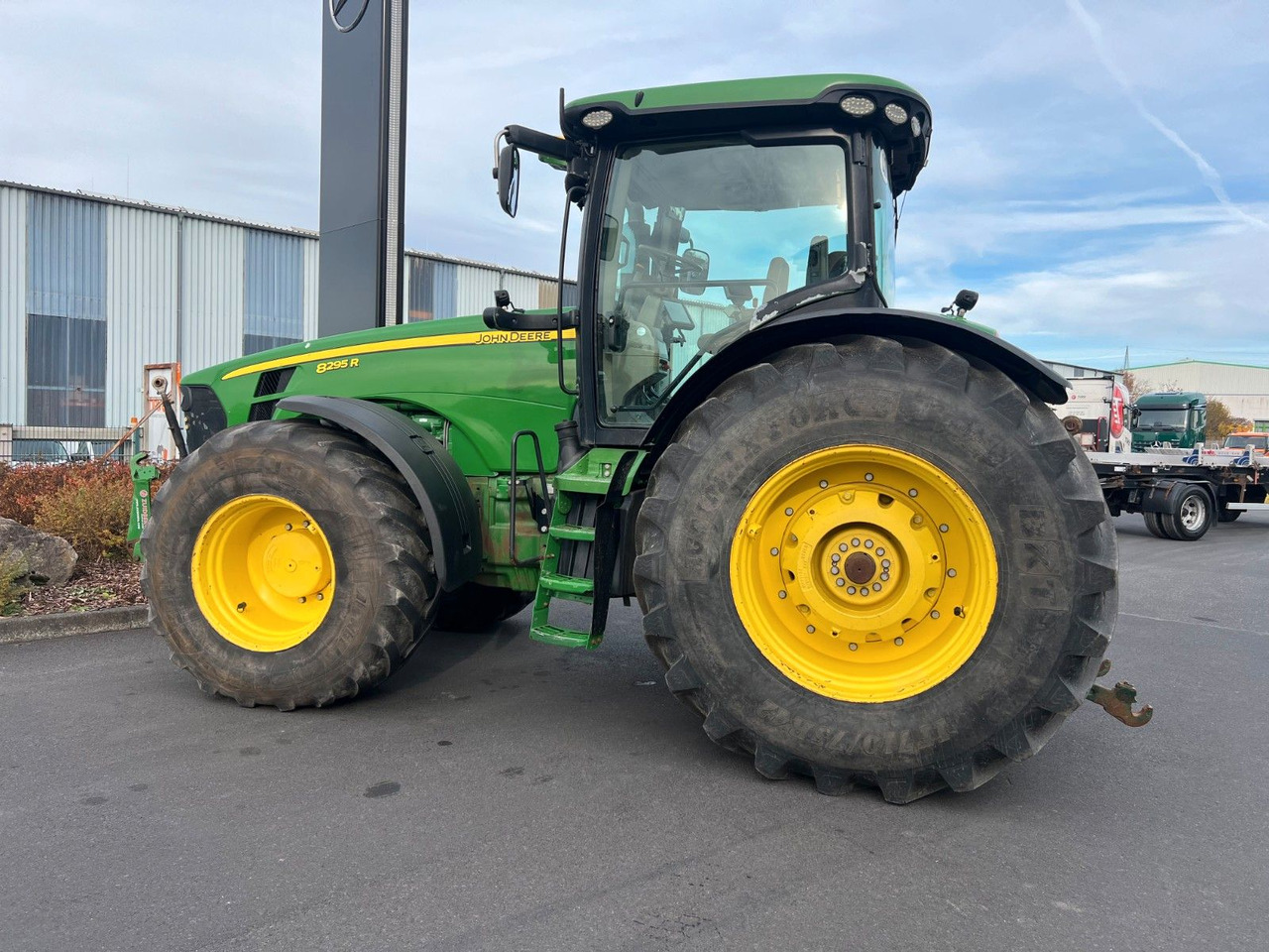 Traktor John Deere 8295 R / kein AdBlue / Rückfahreinrichtung: das Bild 9