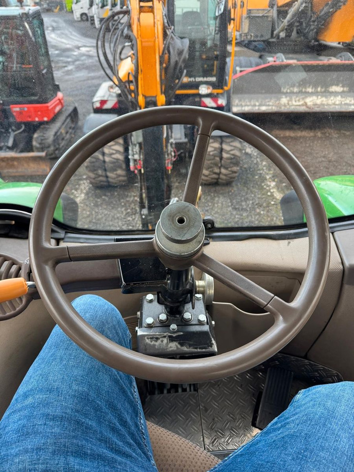Traktor John Deere 8295 R / kein AdBlue / Rückfahreinrichtung: das Bild 30