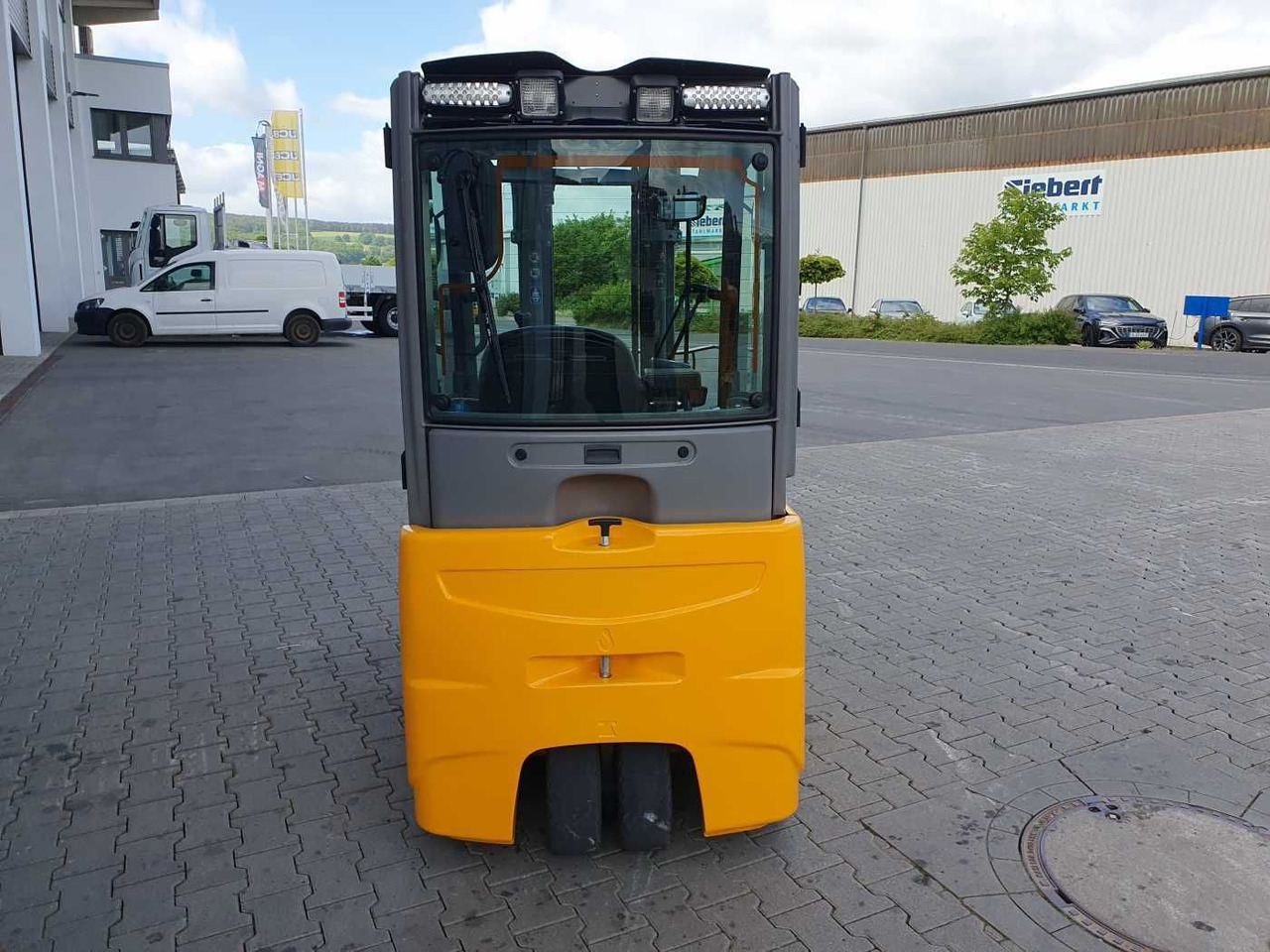 Jungheinrich EFG 215 / Triplex: 4.25m! / SS / 2.472h! / 2020 - Elektrostapler: das Bild 5 Jungheinrich EFG 215 / Triplex: 4.25m! / SS / 2.472h! / 2020 - Elektrostapler: das Bild 5