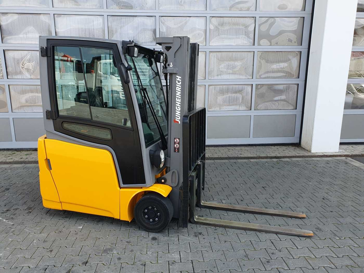 Jungheinrich EFG 215 / Triplex: 4.25m! / SS / 4.166h / 2024 - Elektrostapler: das Bild 2 Jungheinrich EFG 215 / Triplex: 4.25m! / SS / 4.166h / 2024 - Elektrostapler: das Bild 2