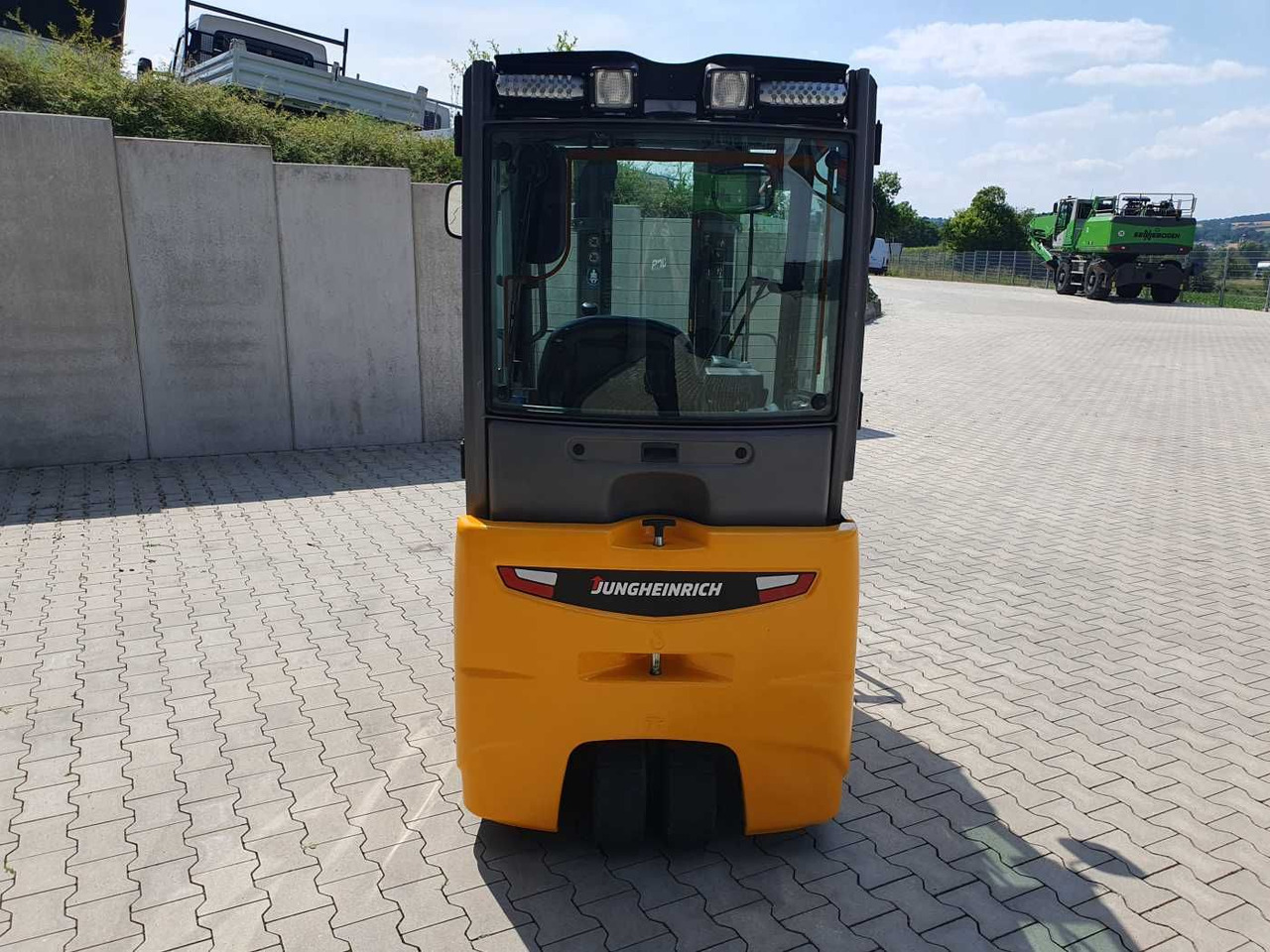 Jungheinrich EFG 215 / Triplex: 4.25m! / SS / 4.297h! - Elektrostapler: das Bild 4 Jungheinrich EFG 215 / Triplex: 4.25m! / SS / 4.297h! - Elektrostapler: das Bild 4