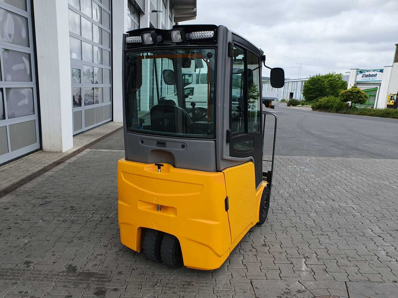Jungheinrich EFG 215 / Triplex: 4.30m! / SS / 4.297h! - Elektrostapler: das Bild 4 Jungheinrich EFG 215 / Triplex: 4.30m! / SS / 4.297h! - Elektrostapler: das Bild 4