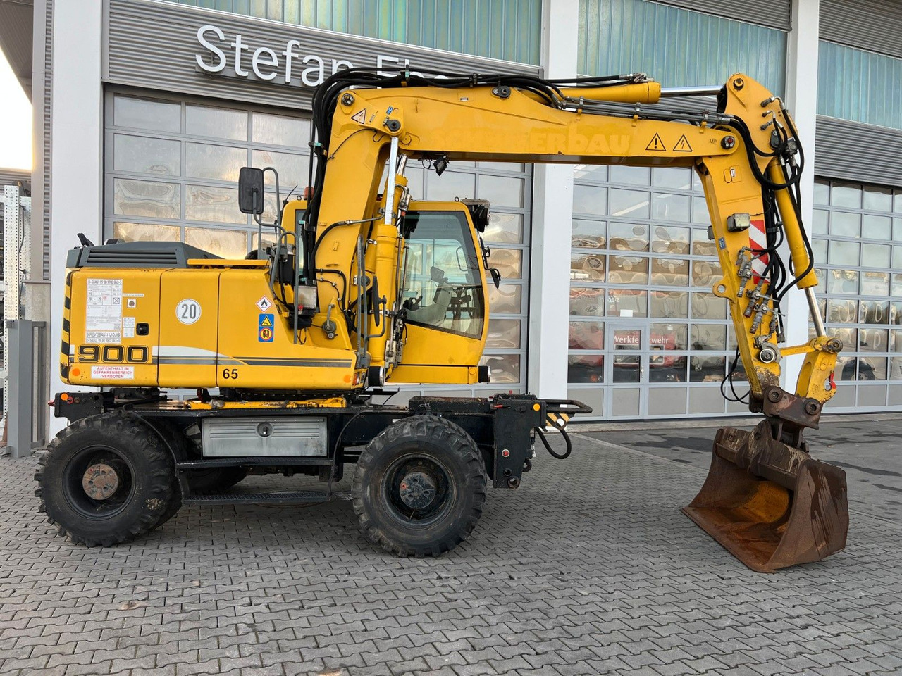 Liebherr A 900 C ZW Litronic / 19.616 h / 2009 - Mobilbagger: das Bild 2 Liebherr A 900 C ZW Litronic / 19.616 h / 2009 - Mobilbagger: das Bild 2