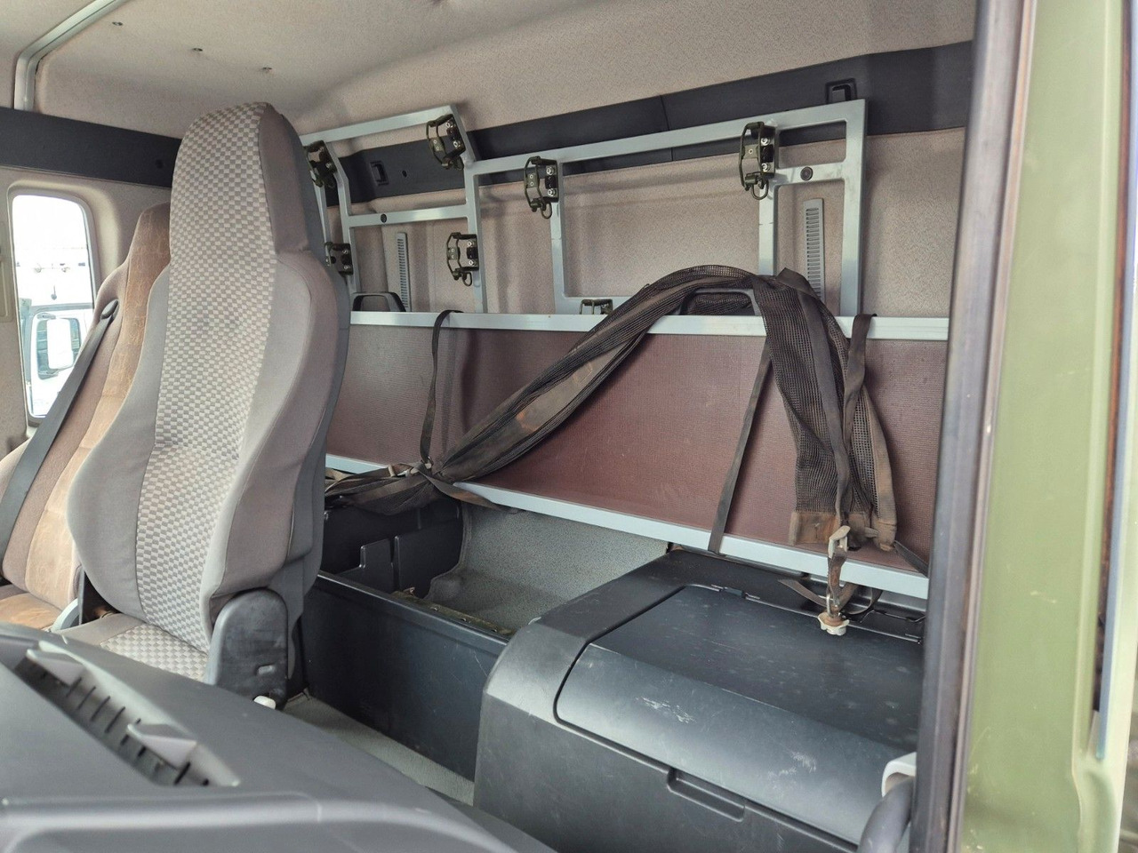 Pritsche LKW MAN TGA 18.360 4x4 BB Pritsche Single Bereifung: das Bild 13 Pritsche LKW MAN TGA 18.360 4x4 BB Pritsche Single Bereifung: das Bild 13