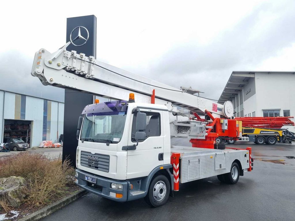 MAN TGL 8.180 4x2 Dachdecker-Kran Klaas K26/34TS - Autokran: das Bild 2 MAN TGL 8.180 4x2 Dachdecker-Kran Klaas K26/34TS - Autokran: das Bild 2