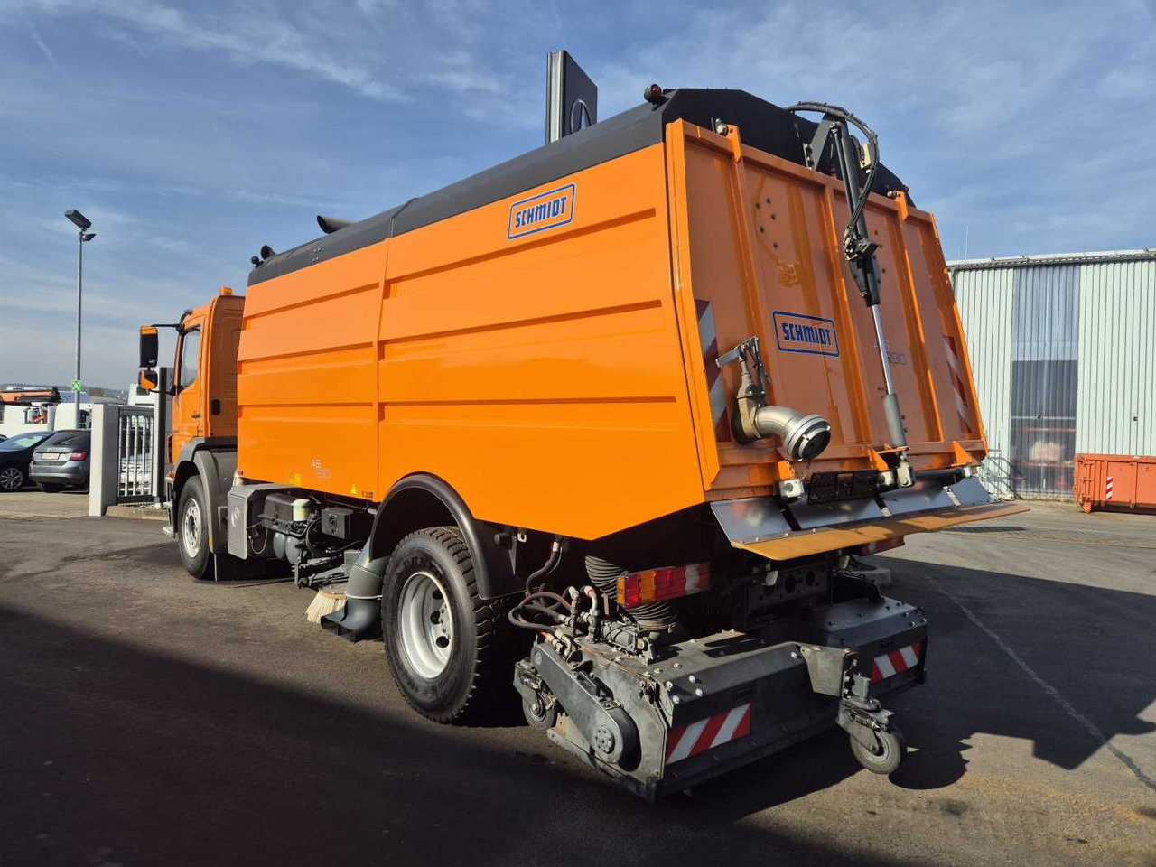 Mercedes-Benz Axor 2024 L Schmidt Airportsweeper AS 990 - Kehrmaschine: das Bild 4 Mercedes-Benz Axor 2024 L Schmidt Airportsweeper AS 990 - Kehrmaschine: das Bild 4