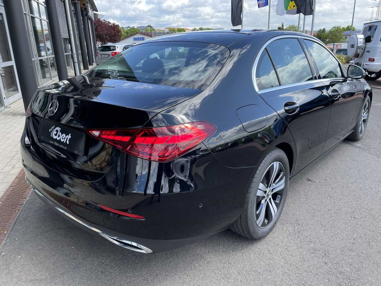 Mercedes-Benz C 180 9G Avantgarde Memory+Distr+ 360°+Keyless+L - Limousine: das Bild 4 Mercedes-Benz C 180 9G Avantgarde Memory+Distr+ 360°+Keyless+L - Limousine: das Bild 4