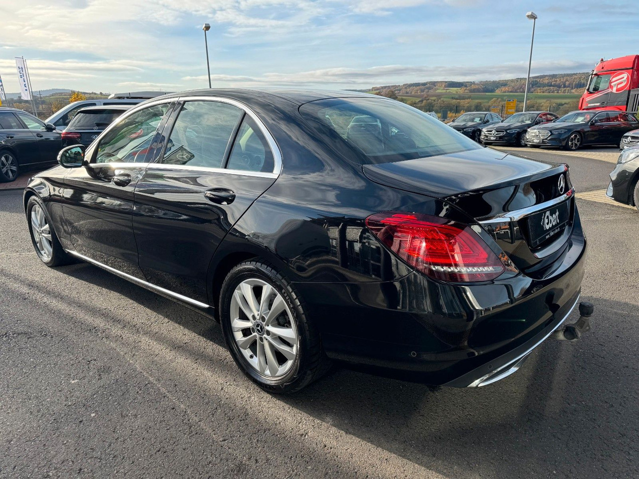 Mercedes-Benz C 200 C Limousine+Avantgarde+AHK+RFK+TotW - Limousine: das Bild 3 Mercedes-Benz C 200 C Limousine+Avantgarde+AHK+RFK+TotW - Limousine: das Bild 3