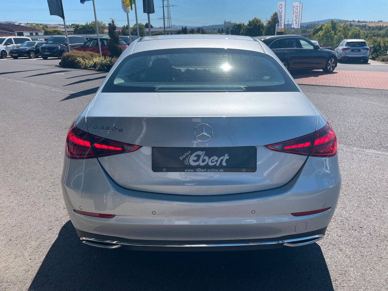 Mercedes-Benz C 220 d AVANTGARDE R-Kamera+Carplay+TotW+Ambient - Limousine: das Bild 4 Mercedes-Benz C 220 d AVANTGARDE R-Kamera+Carplay+TotW+Ambient - Limousine: das Bild 4