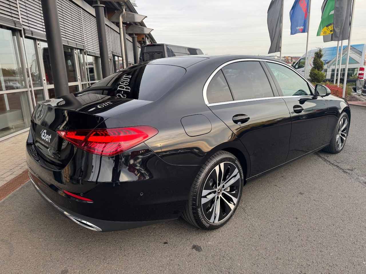 Mercedes-Benz C 220d Avantgarde+Pano+HUD+RFK+TotW+AmbiPrem - Limousine: das Bild 5 Mercedes-Benz C 220d Avantgarde+Pano+HUD+RFK+TotW+AmbiPrem - Limousine: das Bild 5