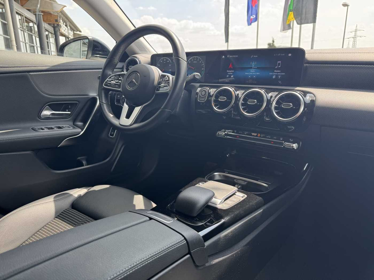 Mercedes-Benz CLA 250e Shooting Brake DistrPlus+RFK+Augment+LE – Leasing Mercedes-Benz CLA 250e Shooting Brake DistrPlus+RFK+Augment+LE: das Bild 14