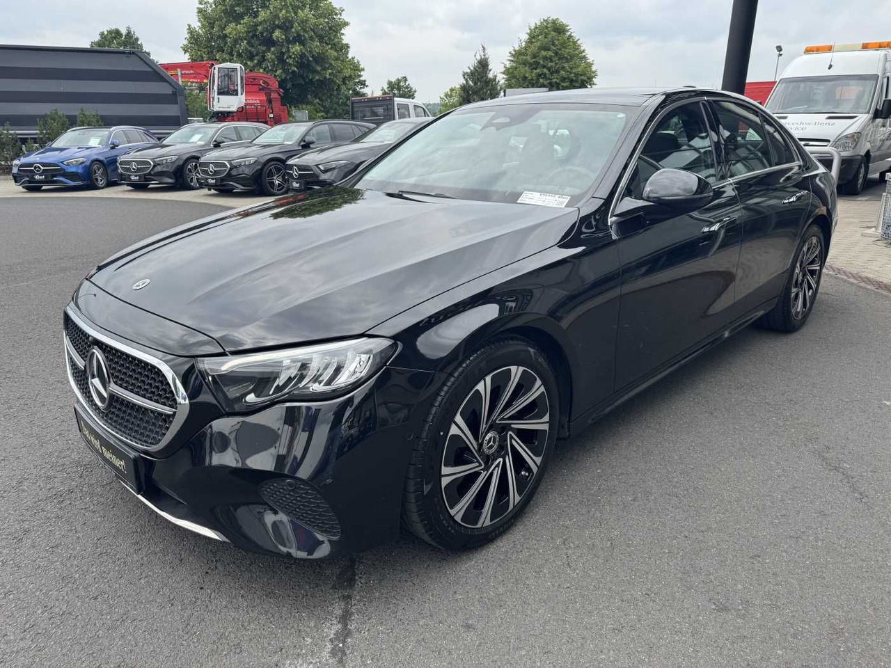 Mercedes-Benz E 200 AVANTGARDE Pano+DistrPro+RFK+TotW+LED - Limousine: das Bild 2 Mercedes-Benz E 200 AVANTGARDE Pano+DistrPro+RFK+TotW+LED - Limousine: das Bild 2