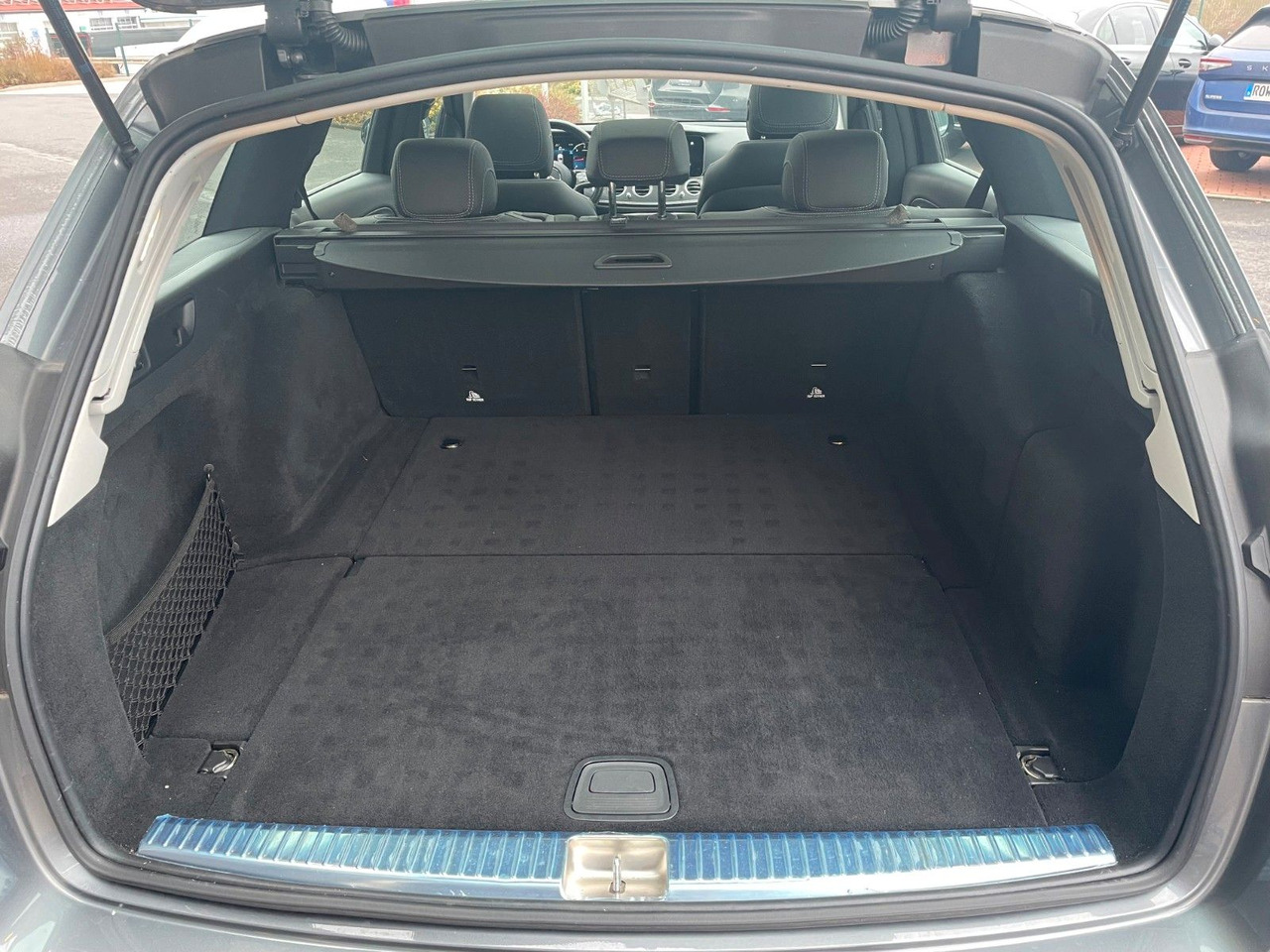 Mercedes-Benz E 220 d T Pano+Ambiente+Distr+360°+Comand+DAB - Kombi: das Bild 5 Mercedes-Benz E 220 d T Pano+Ambiente+Distr+360°+Comand+DAB - Kombi: das Bild 5