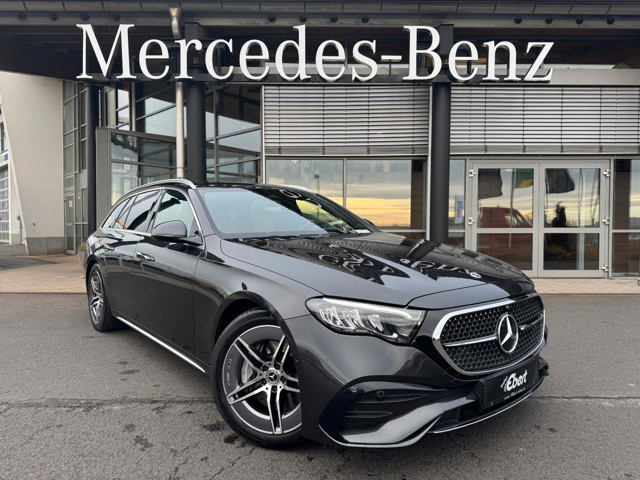 Mercedes-Benz E 220d T AMG+Hyperscreen+Leder+AHK+DistrPro+STH - Kombi: das Bild 1 Mercedes-Benz E 220d T AMG+Hyperscreen+Leder+AHK+DistrPro+STH - Kombi: das Bild 1