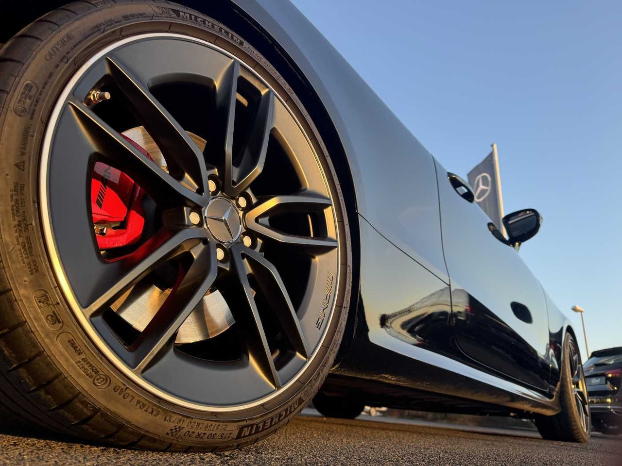 Mercedes-Benz E 53 AMG Cabrio+AirMatic+Ambiente+ 20Zoll+RFK+ - PKW: das Bild 5 Mercedes-Benz E 53 AMG Cabrio+AirMatic+Ambiente+ 20Zoll+RFK+ - PKW: das Bild 5