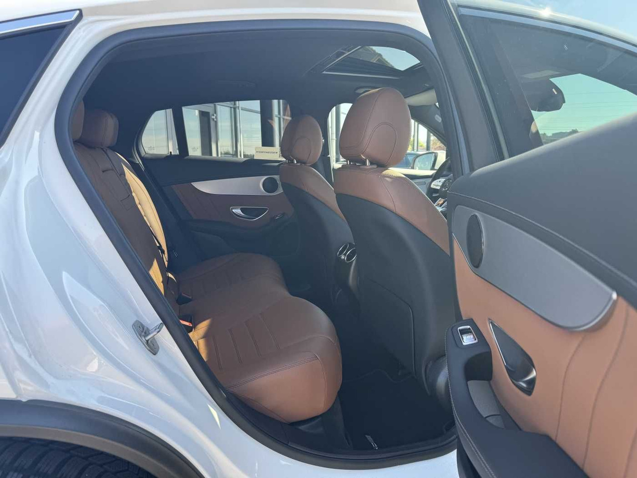 Mercedes-Benz GLC 43 AMG Coupe AirM+Memory+RFK+ SPUR+TOTW+ESD - PKW: das Bild 3 Mercedes-Benz GLC 43 AMG Coupe AirM+Memory+RFK+ SPUR+TOTW+ESD - PKW: das Bild 3