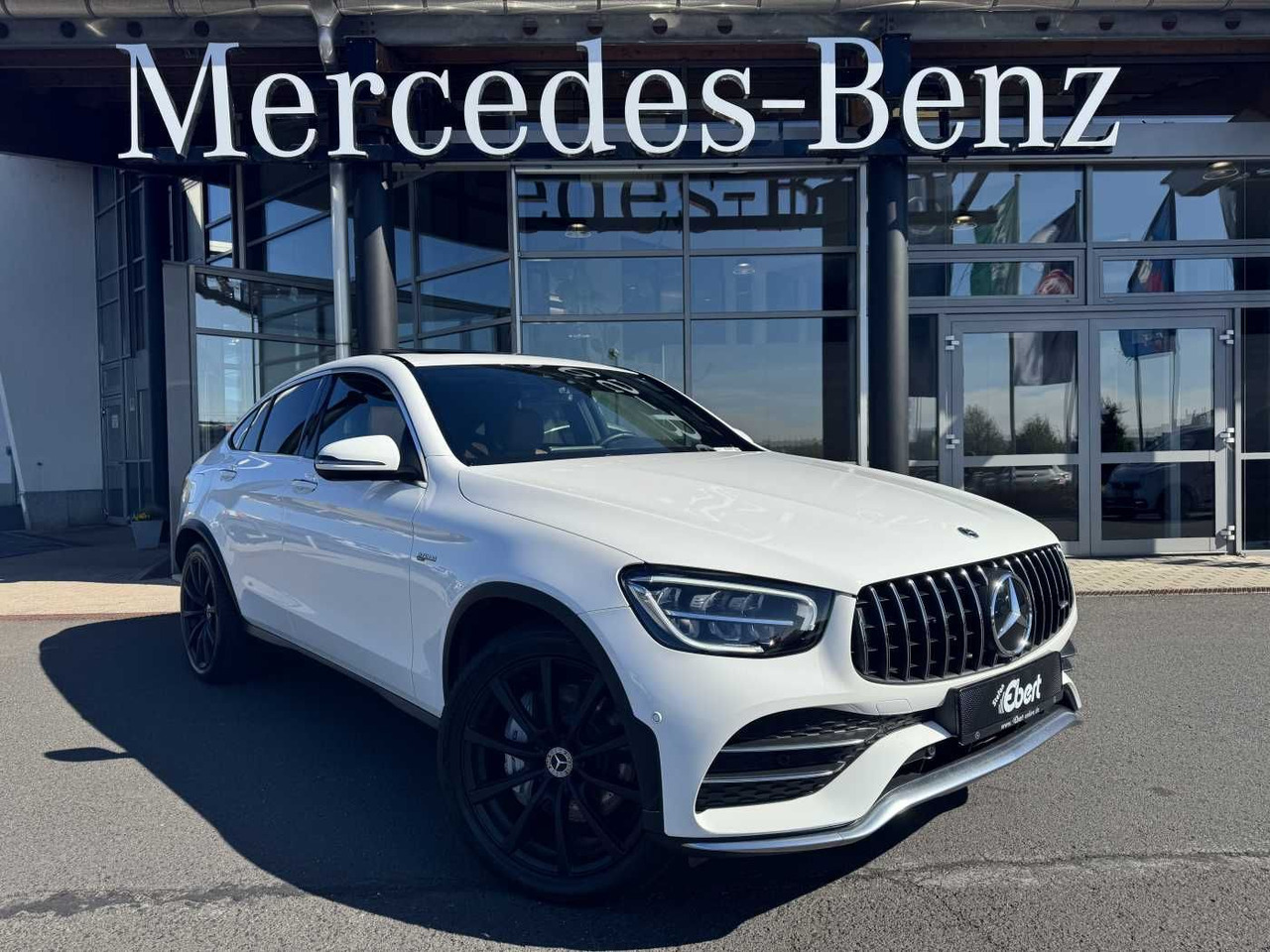 Mercedes-Benz GLC 43 AMG Coupe AirM+Memory+RFK+ SPUR+TOTW+ESD - PKW: das Bild 4 Mercedes-Benz GLC 43 AMG Coupe AirM+Memory+RFK+ SPUR+TOTW+ESD - PKW: das Bild 4