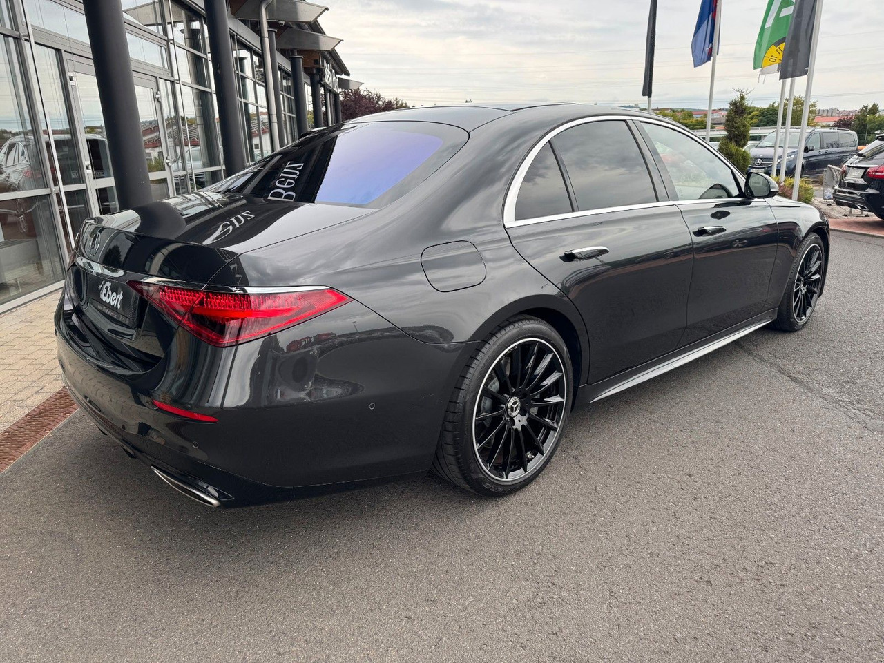 Mercedes-Benz S 580e AMG+Pano+Digital+Burm+3D+AirM+HUD+360+ - Limousine: das Bild 4 Mercedes-Benz S 580e AMG+Pano+Digital+Burm+3D+AirM+HUD+360+ - Limousine: das Bild 4