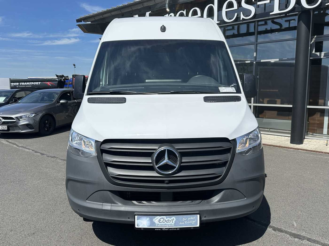 Mercedes-Benz Sprinter 315 CDI 4325 9G AHK Klima 360 Standheiz - Kastenwagen: das Bild 2 Mercedes-Benz Sprinter 315 CDI 4325 9G AHK Klima 360 Standheiz - Kastenwagen: das Bild 2