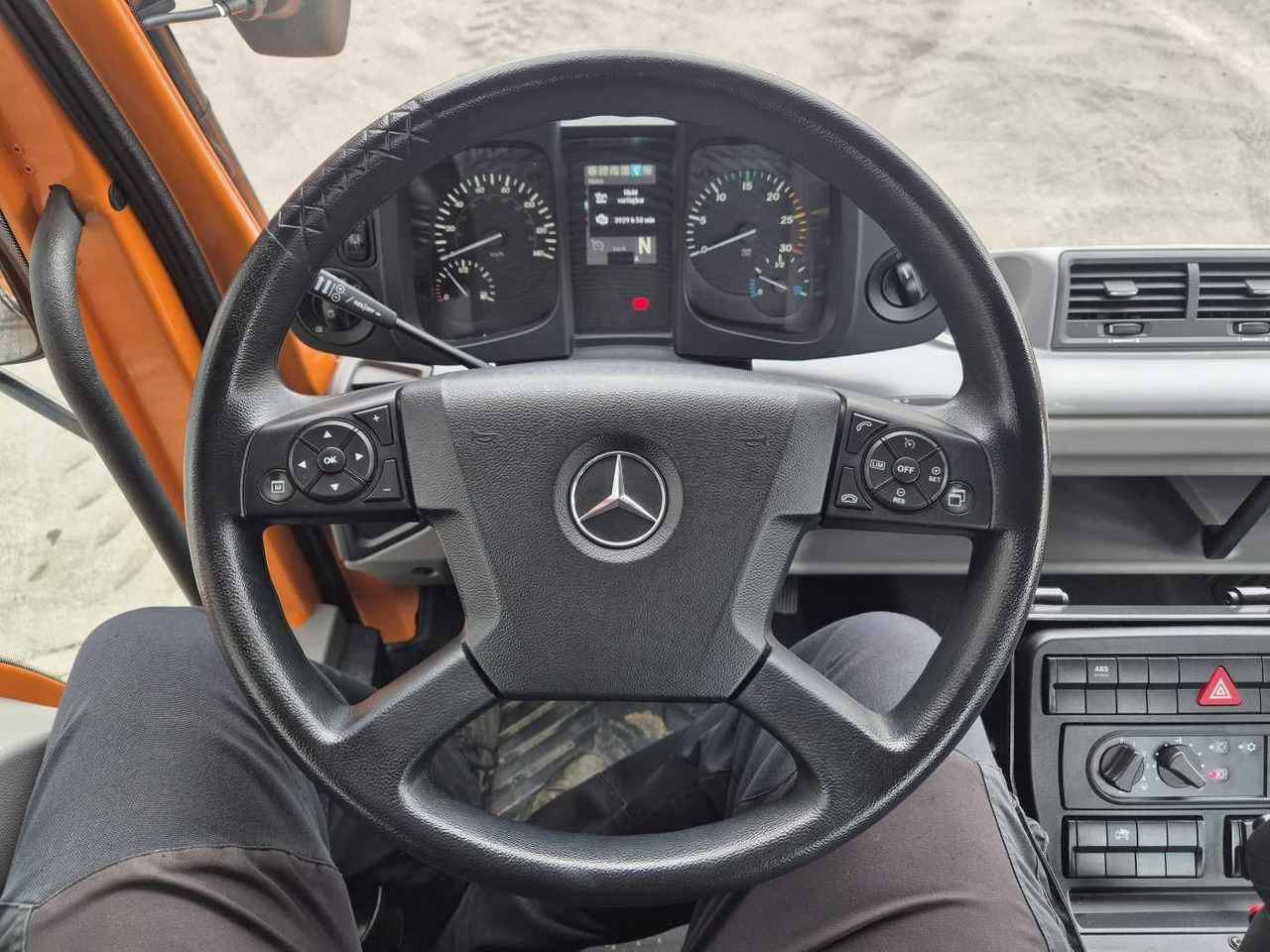 Kipper neu kaufen Mercedes-Benz Unimog U423 4x4 Hydrostat Zapfwelle: das Bild 12