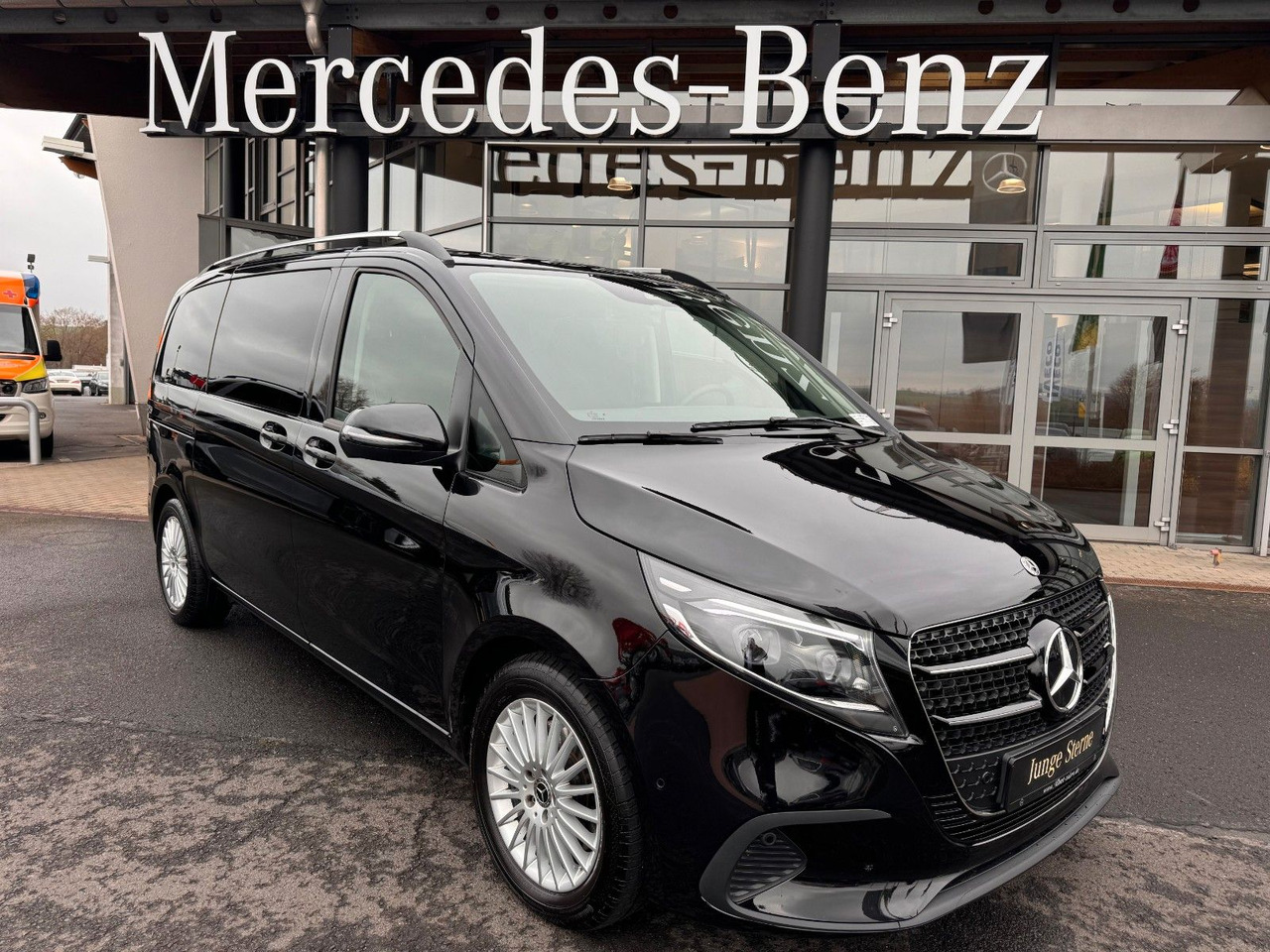 Mercedes-Benz V 220 d STYLE K Liege-Paket AHK2,5 DISTRONIC - Kombi: das Bild 1 Mercedes-Benz V 220 d STYLE K Liege-Paket AHK2,5 DISTRONIC - Kombi: das Bild 1