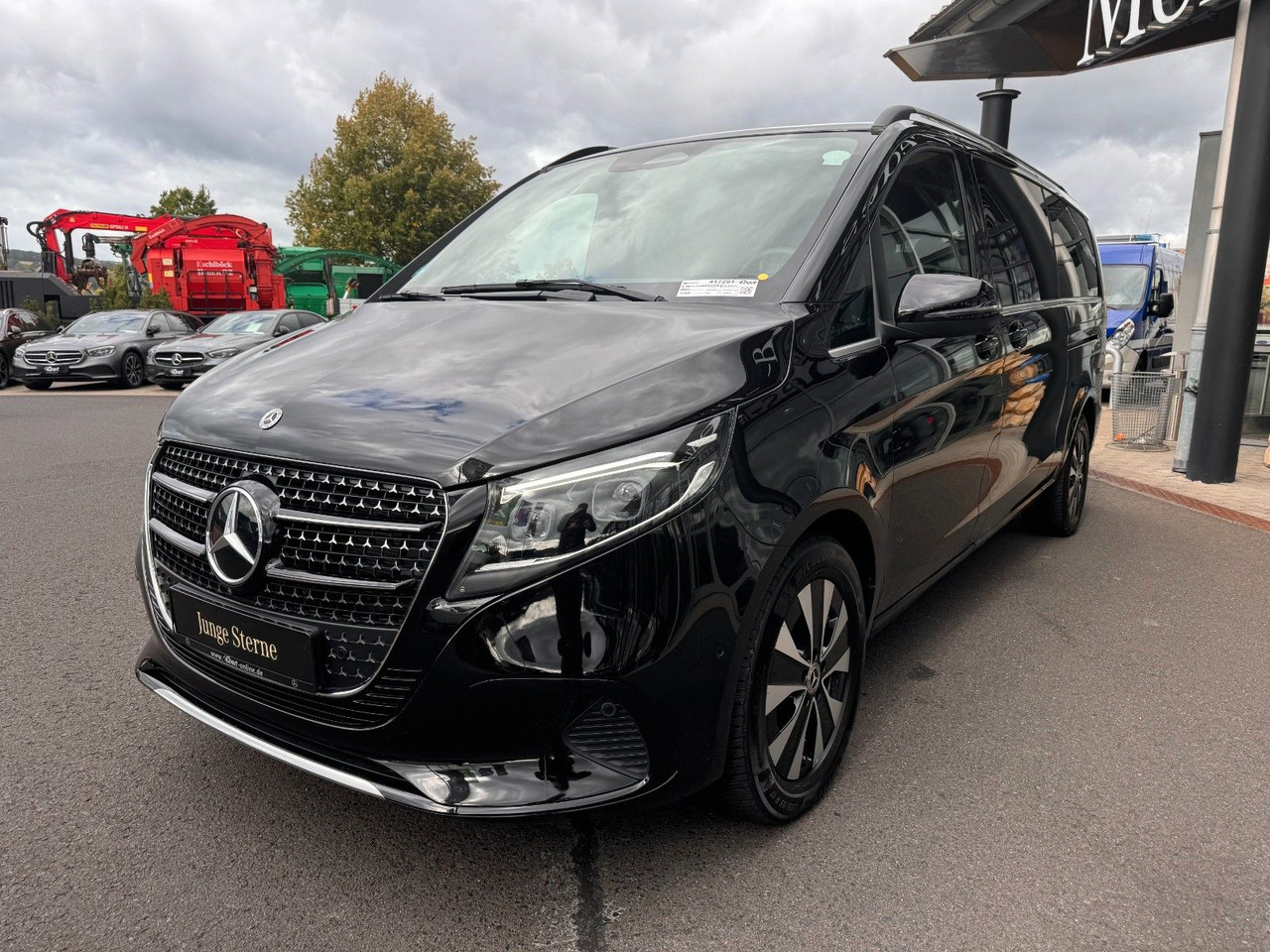 Mercedes-Benz V 300 d AVANTGARDE Extralang 360Kamera Standheiz - Kombi: das Bild 3 Mercedes-Benz V 300 d AVANTGARDE Extralang 360Kamera Standheiz - Kombi: das Bild 3