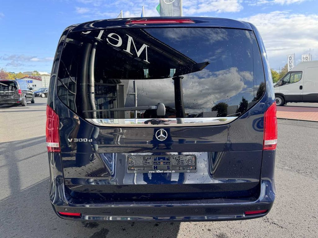 Mercedes-Benz V 300 d EDITION 7Sitze MBUX LED Kamera Mercedes-Benz V 300 d EDITION 7Sitze MBUX LED Kamera - Kleinbus, Personentransporter: das Bild 5 Mercedes-Benz V 300 d EDITION 7Sitze MBUX LED Kamera Mercedes-Benz V 300 d EDITION 7Sitze MBUX LED Kamera - Kleinbus, Personentransporter: das Bild 5