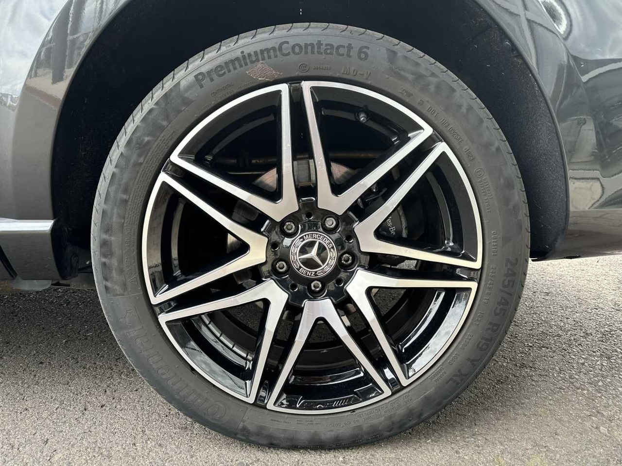 Mercedes-Benz V 300 d EDITION AMG AHK Tisch Leder ILS 7Sitze - PKW: das Bild 5 Mercedes-Benz V 300 d EDITION AMG AHK Tisch Leder ILS 7Sitze - PKW: das Bild 5
