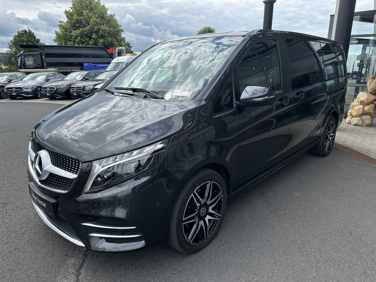 Mercedes-Benz V 300 d EDITION AMG AHK Tisch Leder ILS 7Sitze - PKW: das Bild 3 Mercedes-Benz V 300 d EDITION AMG AHK Tisch Leder ILS 7Sitze - PKW: das Bild 3