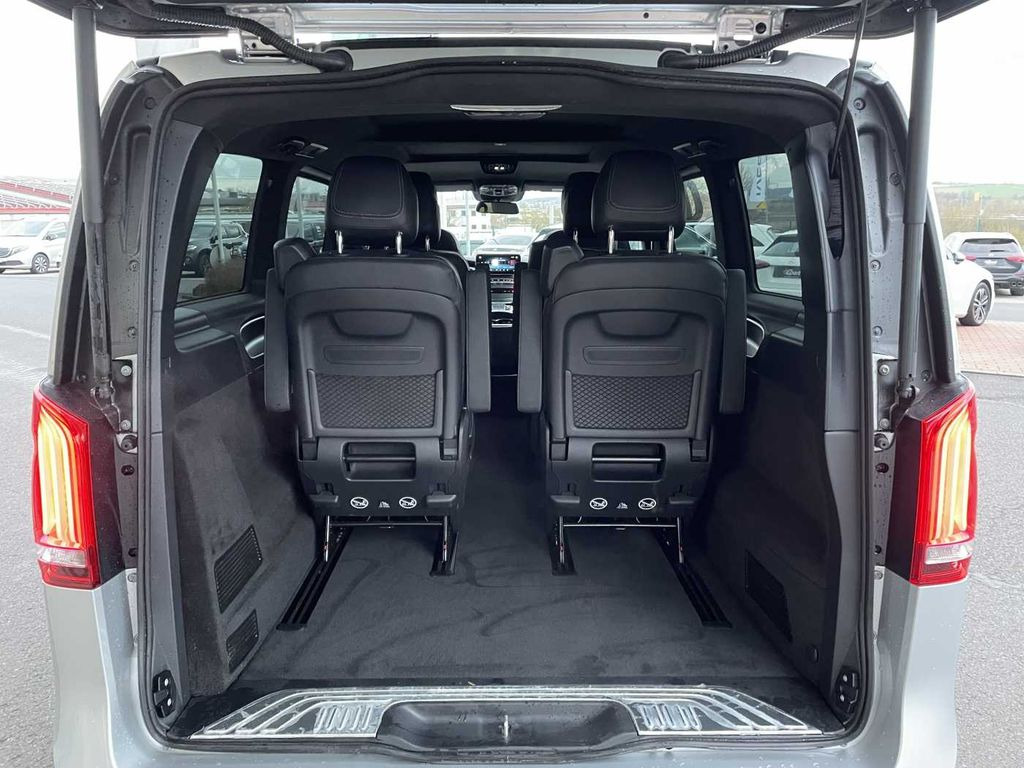 Kleinbus, Personentransporter Mercedes-Benz V 300 d EXCLUSIVE ED AMG Panorama AHK2,5 DISTRON: das Bild 6