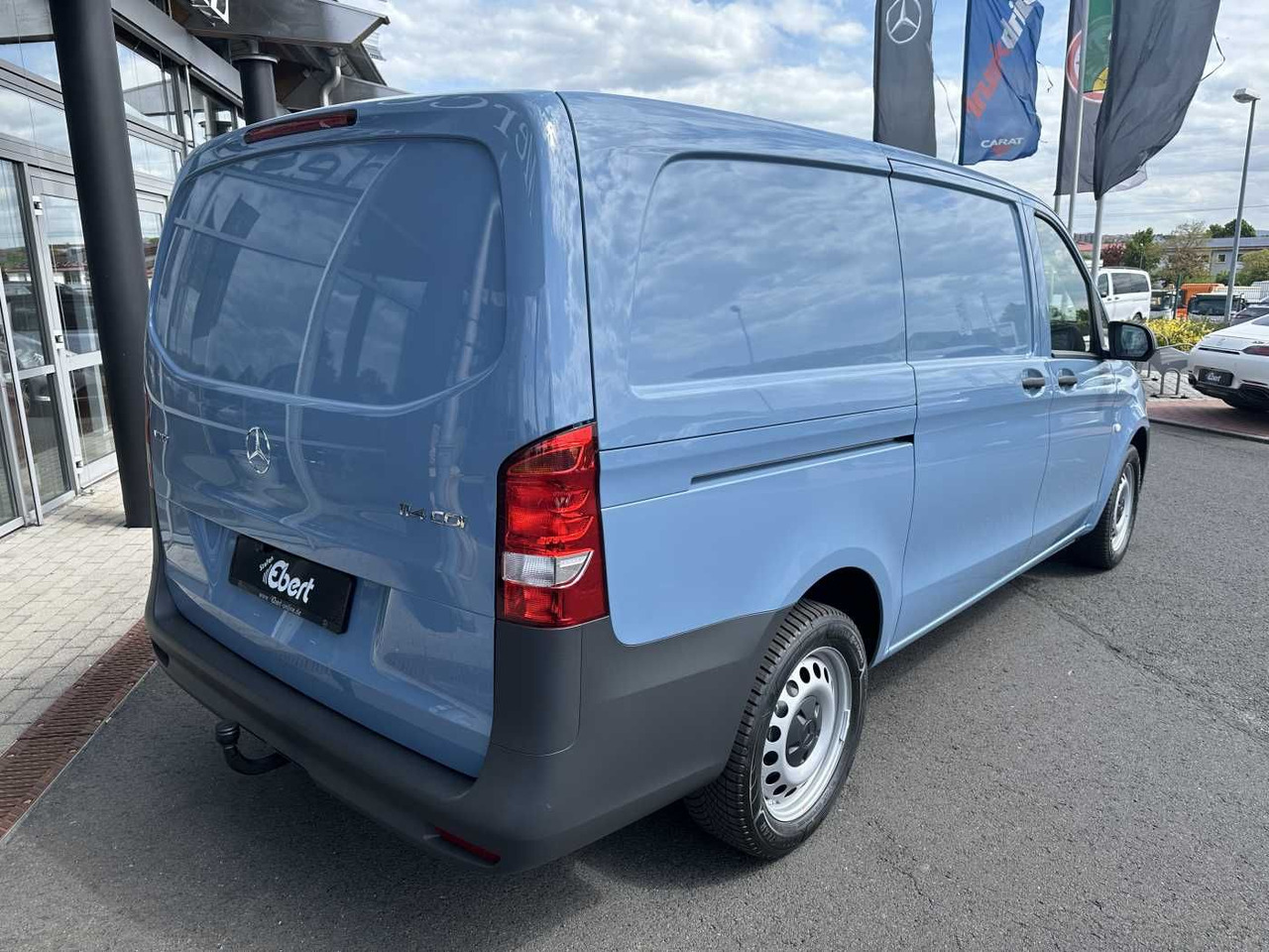 Mercedes-Benz Vito 114 CDI Klima AHK Kamera SHZ Tempomat - Kastenwagen: das Bild 4 Mercedes-Benz Vito 114 CDI Klima AHK Kamera SHZ Tempomat - Kastenwagen: das Bild 4