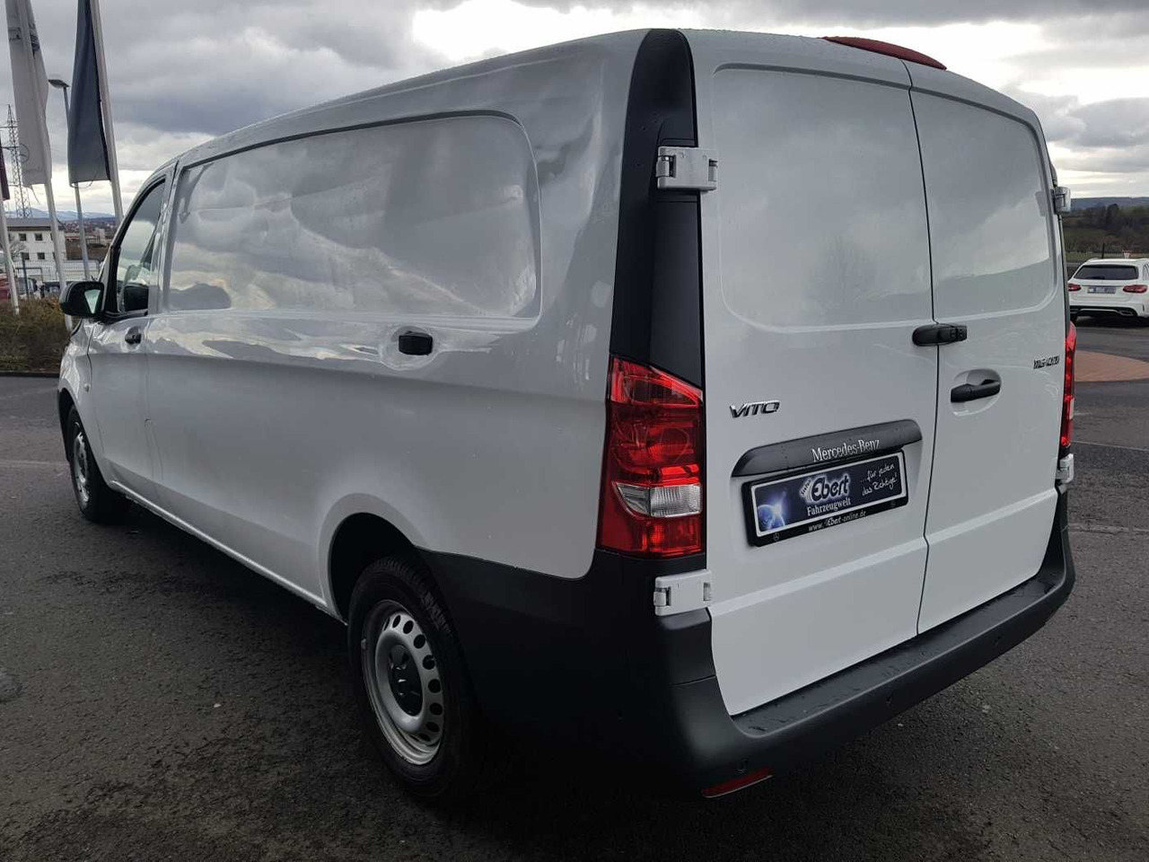 Mercedes-Benz Vito 116 CDI Extralang 9G Klima Kamera Audio40 - Kleintransporter: das Bild 3 Mercedes-Benz Vito 116 CDI Extralang 9G Klima Kamera Audio40 - Kleintransporter: das Bild 3