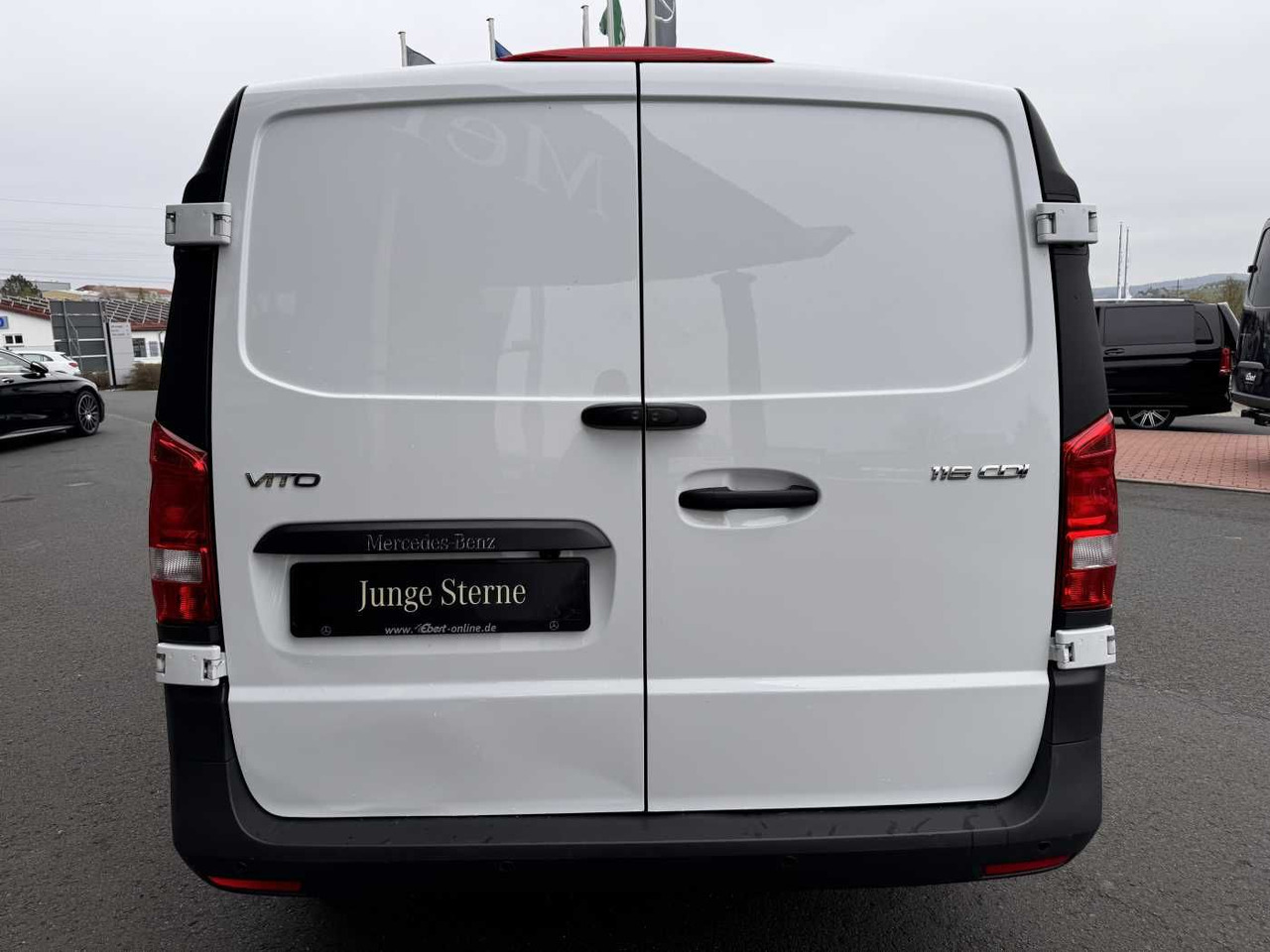 Mercedes-Benz Vito 116 CDI Extralang Klima Kamera Audio40 SHZ - Kleintransporter: das Bild 5 Mercedes-Benz Vito 116 CDI Extralang Klima Kamera Audio40 SHZ - Kleintransporter: das Bild 5