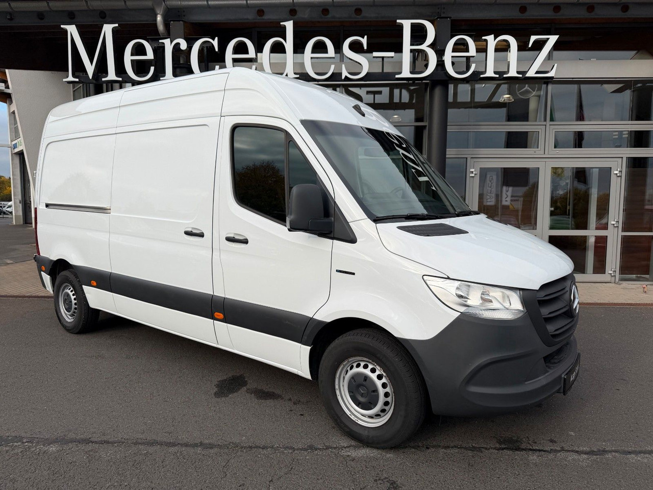 Mercedes-Benz eSprinter 312 Klima SHZ Kamera - Kastenwagen, Elektro-Transporter: das Bild 1 Mercedes-Benz eSprinter 312 Klima SHZ Kamera - Kastenwagen, Elektro-Transporter: das Bild 1