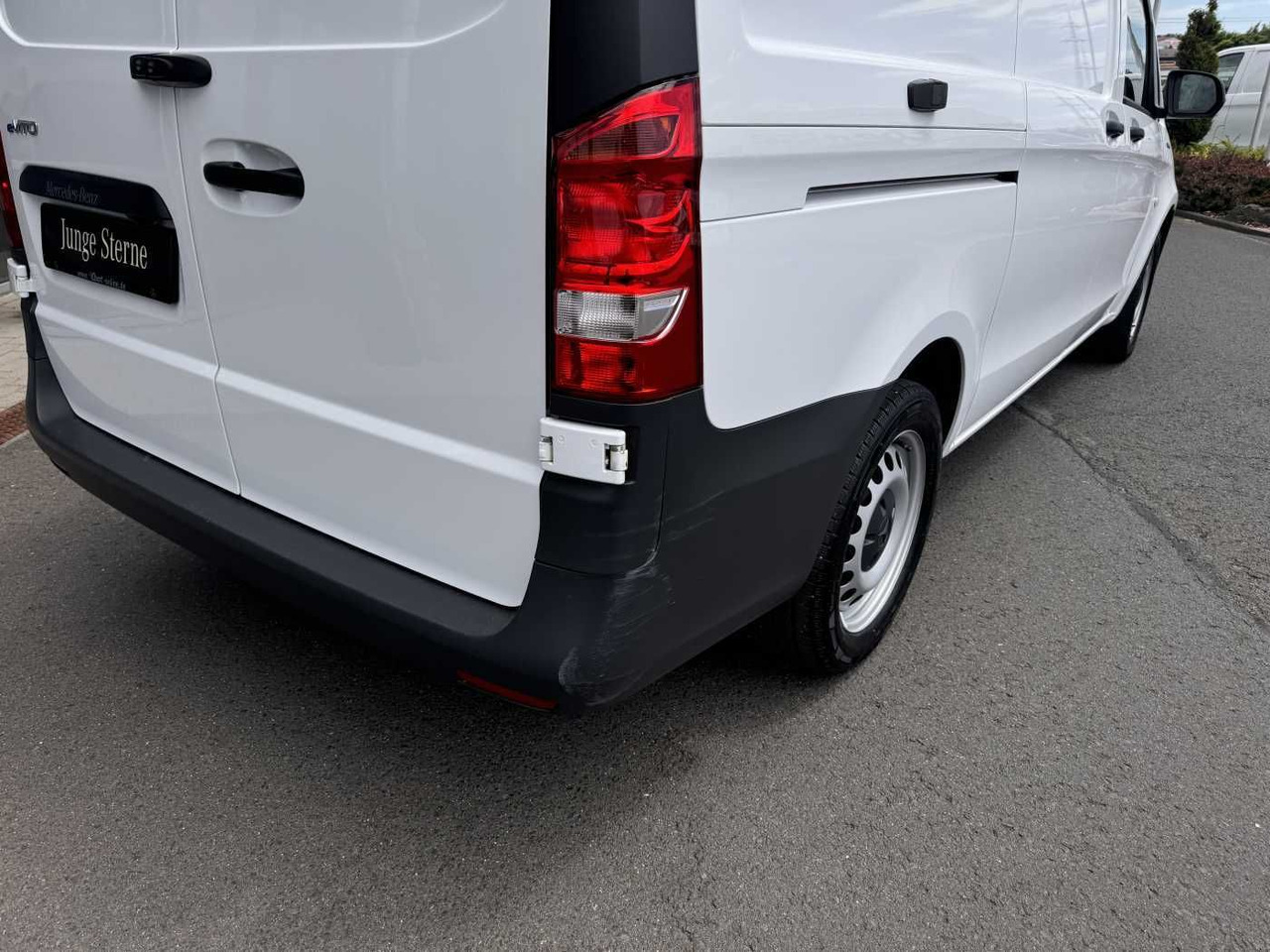 Mercedes-Benz eVito 112 Klima Kamera Navi SHZ Tempomat - Kleintransporter, Elektro-Transporter: das Bild 5 Mercedes-Benz eVito 112 Klima Kamera Navi SHZ Tempomat - Kleintransporter, Elektro-Transporter: das Bild 5