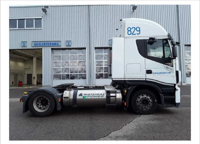 Iveco AS440S40T/P NG LNG Erdgas Intarder Iveco AS440S40T/P NG LNG Erdgas Intarder - Sattelzugmaschine: das Bild 2 Iveco AS440S40T/P NG LNG Erdgas Intarder Iveco AS440S40T/P NG LNG Erdgas Intarder - Sattelzugmaschine: das Bild 2