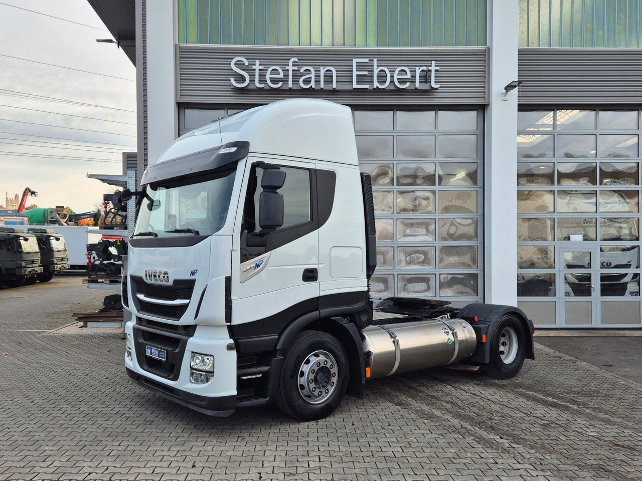 Iveco Stralis 460NP LNG 4x2 3 Stück - Sattelzugmaschine: das Bild 3 Iveco Stralis 460NP LNG 4x2 3 Stück - Sattelzugmaschine: das Bild 3