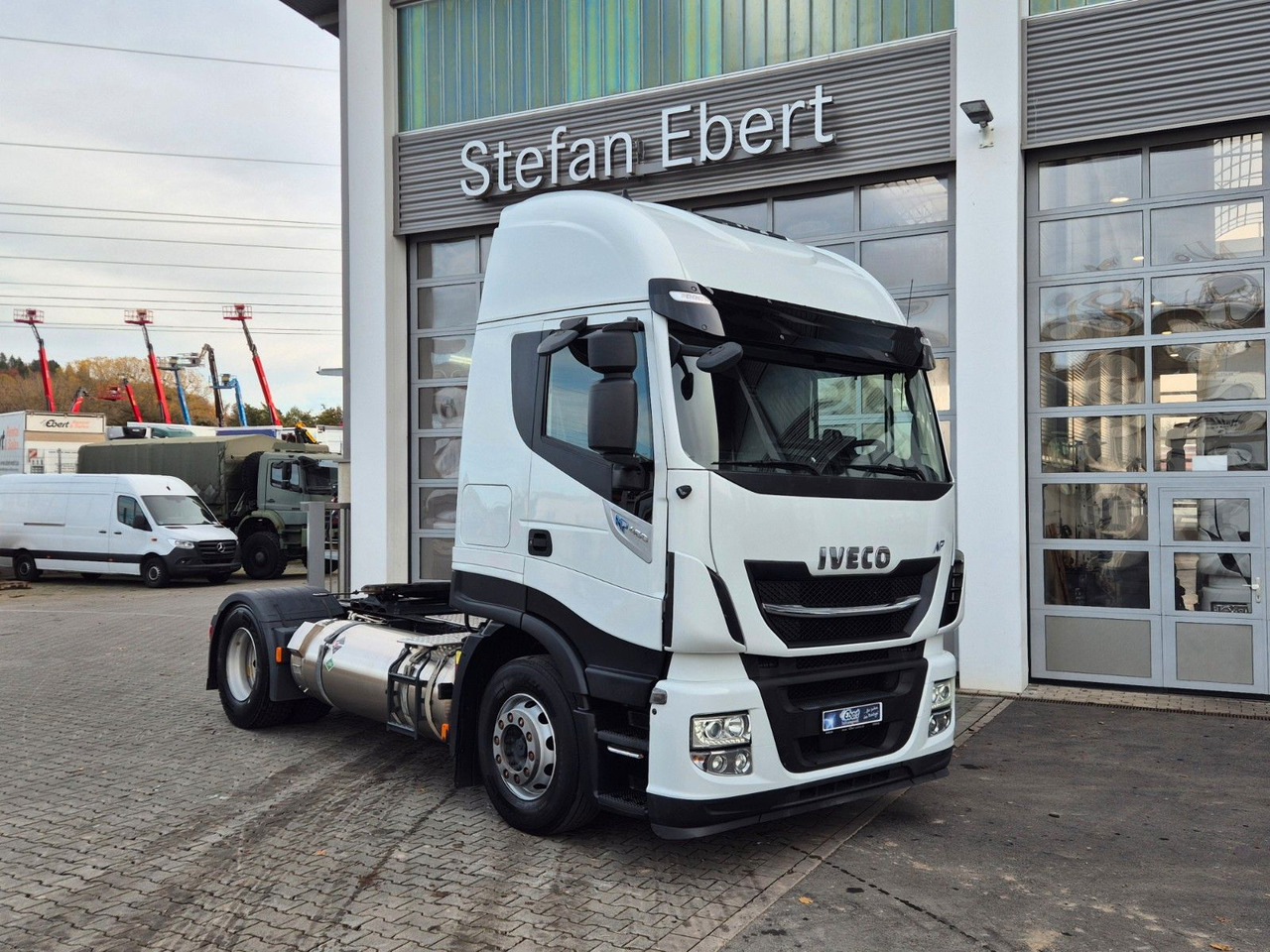 Iveco Stralis 460NP LNG 4x2 3 Stück - Sattelzugmaschine: das Bild 2 Iveco Stralis 460NP LNG 4x2 3 Stück - Sattelzugmaschine: das Bild 2