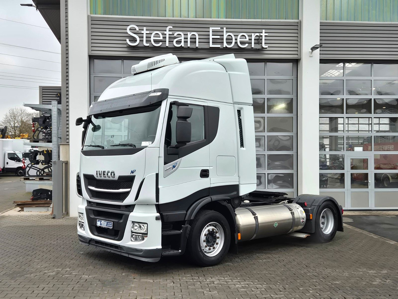 Iveco Stralis 460NP LNG Intarder 3 Stück - Sattelzugmaschine: das Bild 2 Iveco Stralis 460NP LNG Intarder 3 Stück - Sattelzugmaschine: das Bild 2