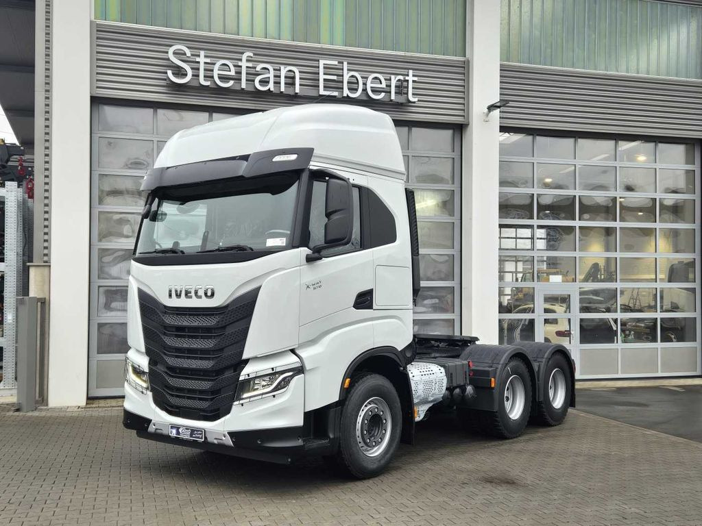 Iveco X-Way AS440X57TZ/P ON+ 6x4 Intarder 2xBett - Sattelzugmaschine: das Bild 1 Iveco X-Way AS440X57TZ/P ON+ 6x4 Intarder 2xBett - Sattelzugmaschine: das Bild 1