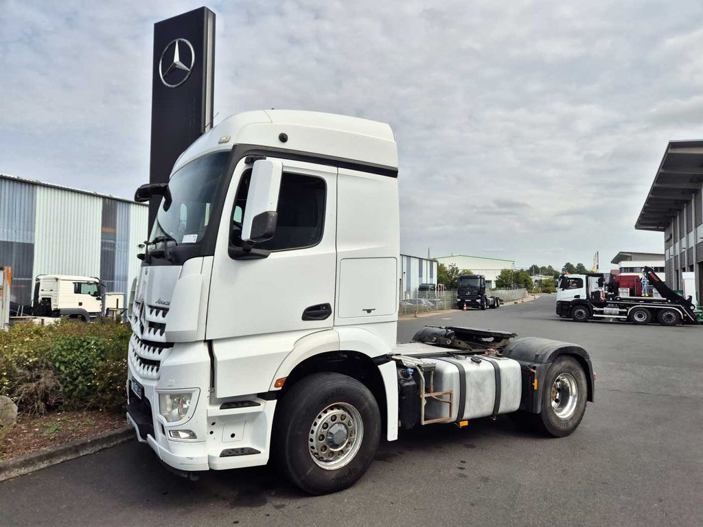 Mercedes-Benz Arocs 1845 LS 4x4 HAD Retarder Hydraulik Navi - Sattelzugmaschine: das Bild 2 Mercedes-Benz Arocs 1845 LS 4x4 HAD Retarder Hydraulik Navi - Sattelzugmaschine: das Bild 2