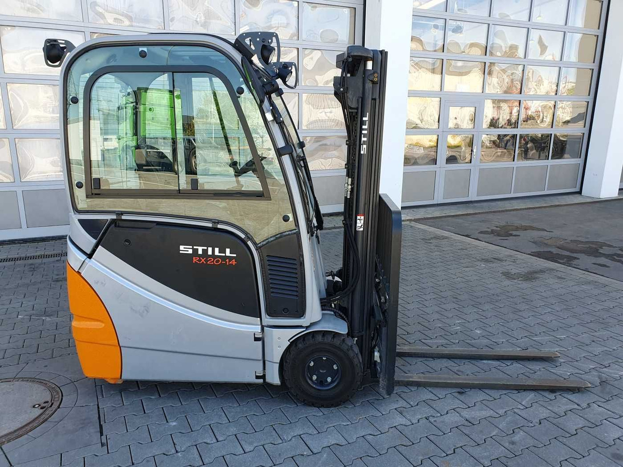 Still RX20-14 / 2016 / Triplex: 4.60m! / 271h / SS - Elektrostapler: das Bild 2 Still RX20-14 / 2016 / Triplex: 4.60m! / 271h / SS - Elektrostapler: das Bild 2