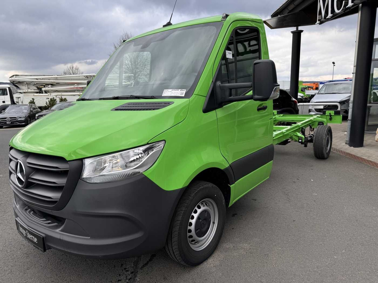 Mercedes-Benz Sprinter 317 CDI Fahrgestell 4325 Klima MBUX - Transporter: das Bild 3 Mercedes-Benz Sprinter 317 CDI Fahrgestell 4325 Klima MBUX - Transporter: das Bild 3