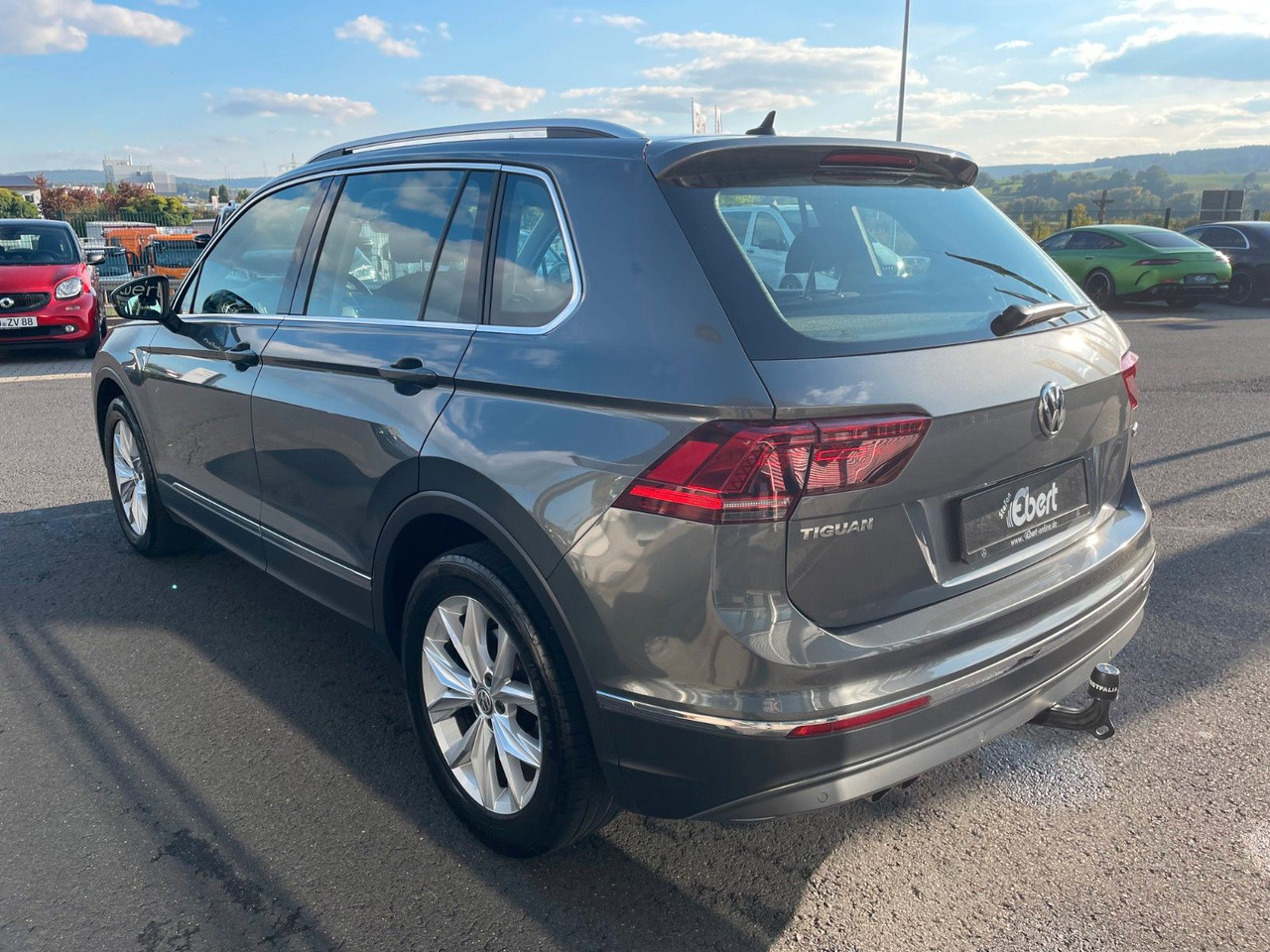 Volkswagen Tiguan 2.0 TSI Highline 4M AHK+LED+DAB+ACC+PDC - SUV/ Geländewagen: das Bild 3 Volkswagen Tiguan 2.0 TSI Highline 4M AHK+LED+DAB+ACC+PDC - SUV/ Geländewagen: das Bild 3