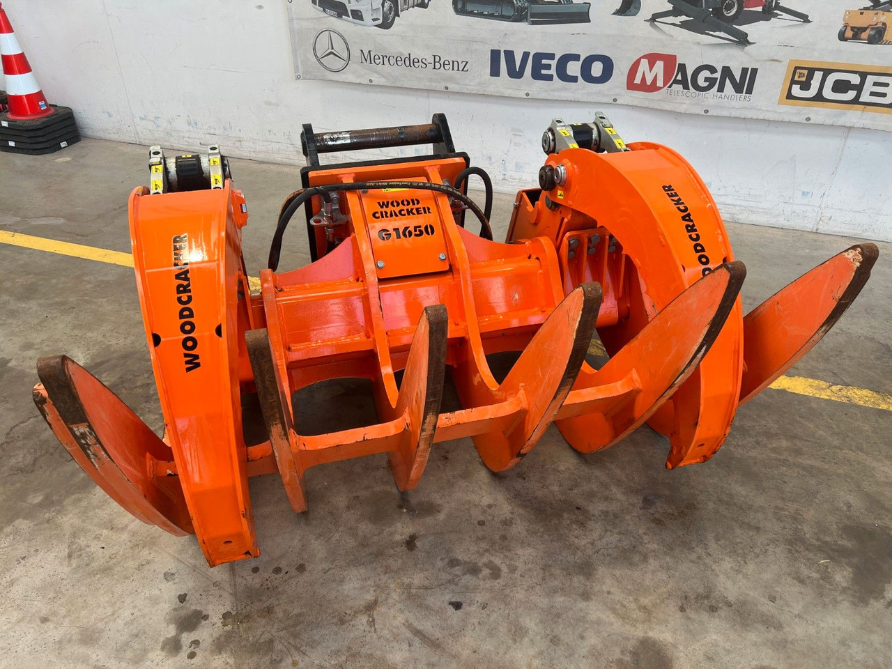 Westtech G1650 Roderechen Greifarme / S70 / DEMO - Greifer: das Bild 2 Westtech G1650 Roderechen Greifarme / S70 / DEMO - Greifer: das Bild 2